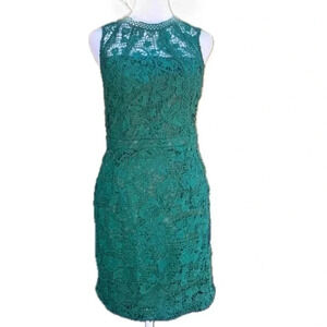 NWT Lulu’s small emerald green crochet dress